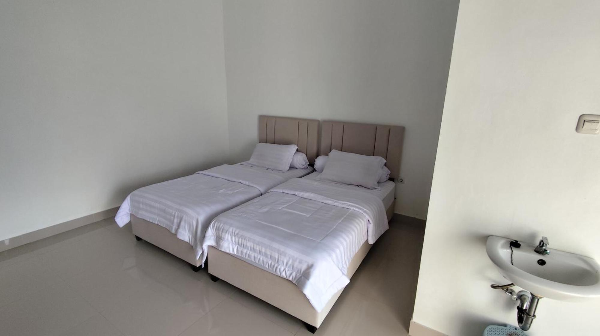 Backyard Guest House Banjar  Екстериор снимка